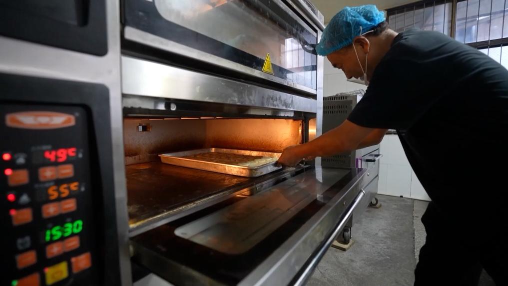 新華視點|國貨經濟雙看點:文具&ldquo;出海&rdquo;拓市場,月餅&ldquo;新老相融&rdquo;旺產銷